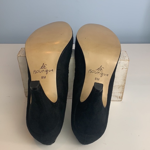 Retro Mary Janes Embroidered Faux Suede Open Toe  NWOB - Picture 9 of 10